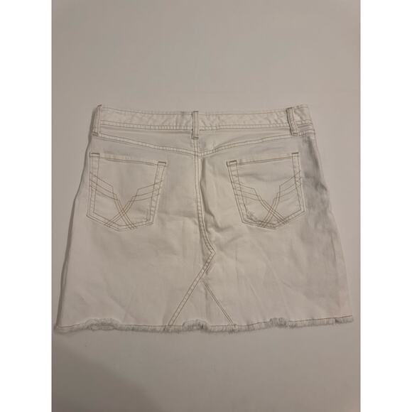 GAP Jeans White Denim Mini Skirt Size 10 Women's Stretch Raw Hem Short - Picture 4 of 5